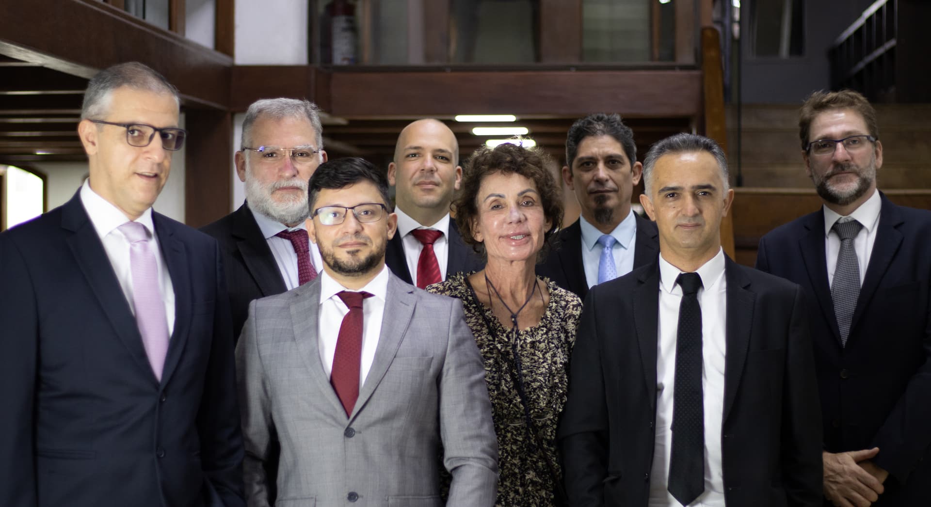 Advogados da equipe Cortona e Ranieri no escritório